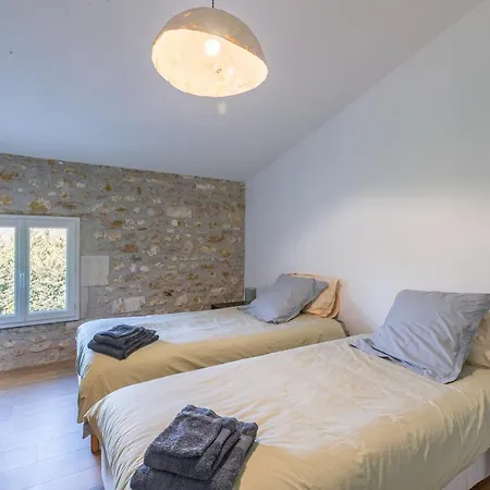 公寓 Luludine Varzay