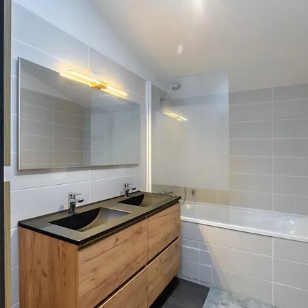 公寓 Luludine Varzay